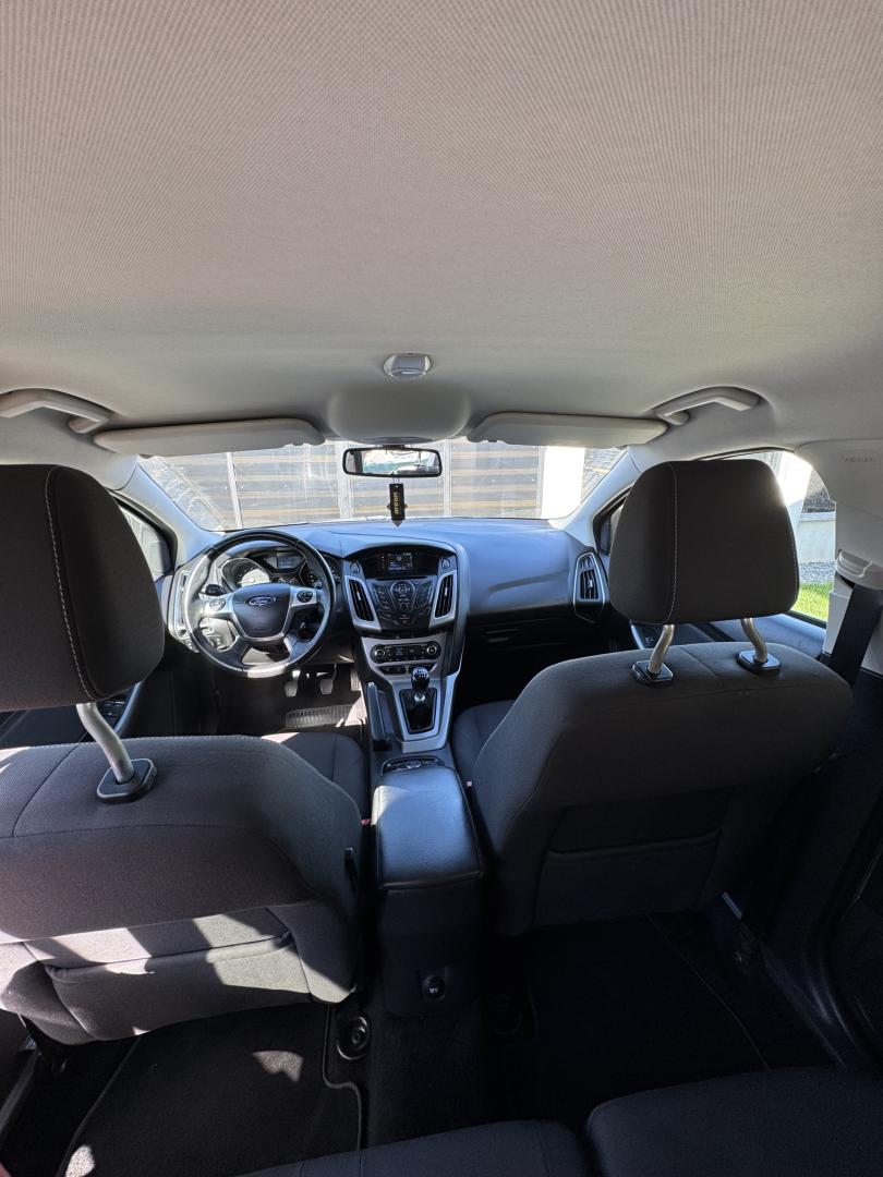 Cumpara/ Vinde online Ford Focus 2014 SH, la cel mai bun pret pentru tine!