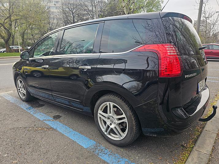 Cumpără / Vinde Peugeot 5008 2009 SH, la cel mai bun pret pentru tine!