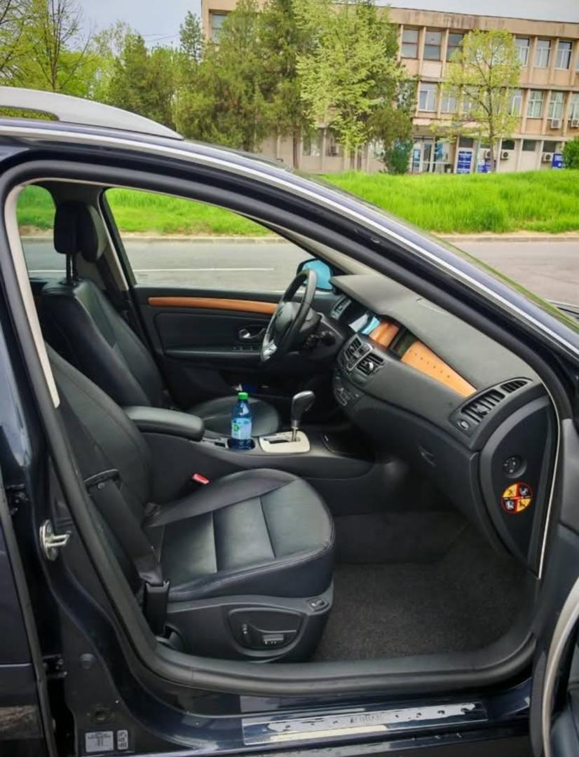Cumpara/ Vinde online Renault  Laguna 2008 SH, la cel mai bun pret pentru tine!