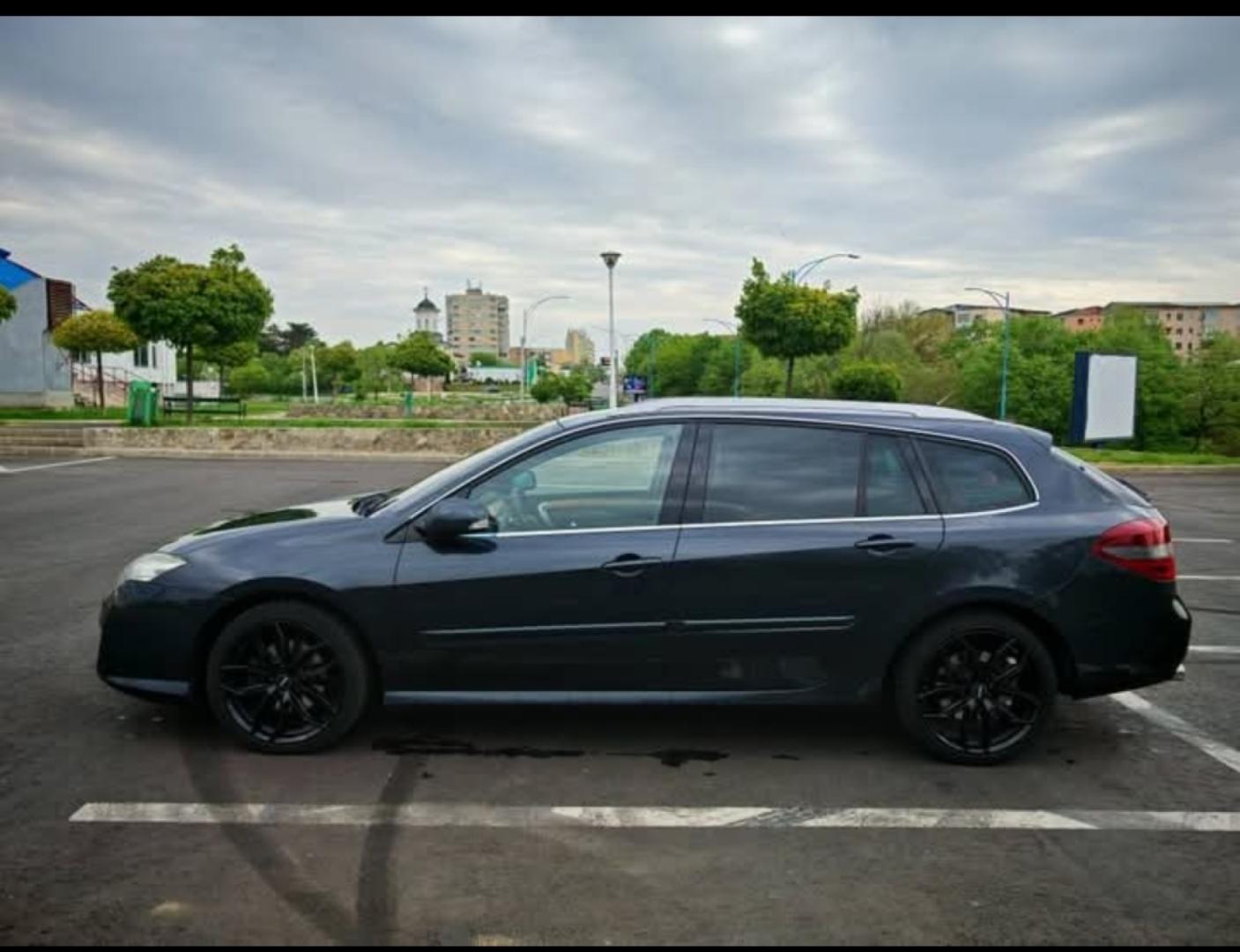 Cumpara/ Vinde online Renault  Laguna 2008 SH, la cel mai bun pret pentru tine!
