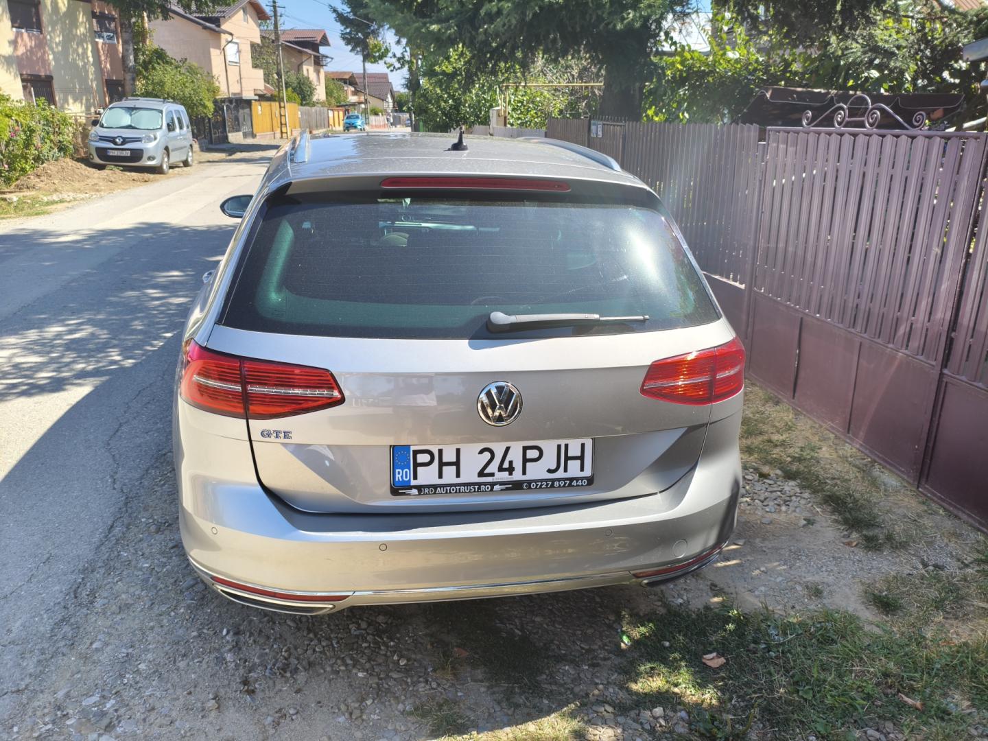 Cumpara/ Vinde online Volkswagen Passat 2015 SH, la cel mai bun pret pentru tine!