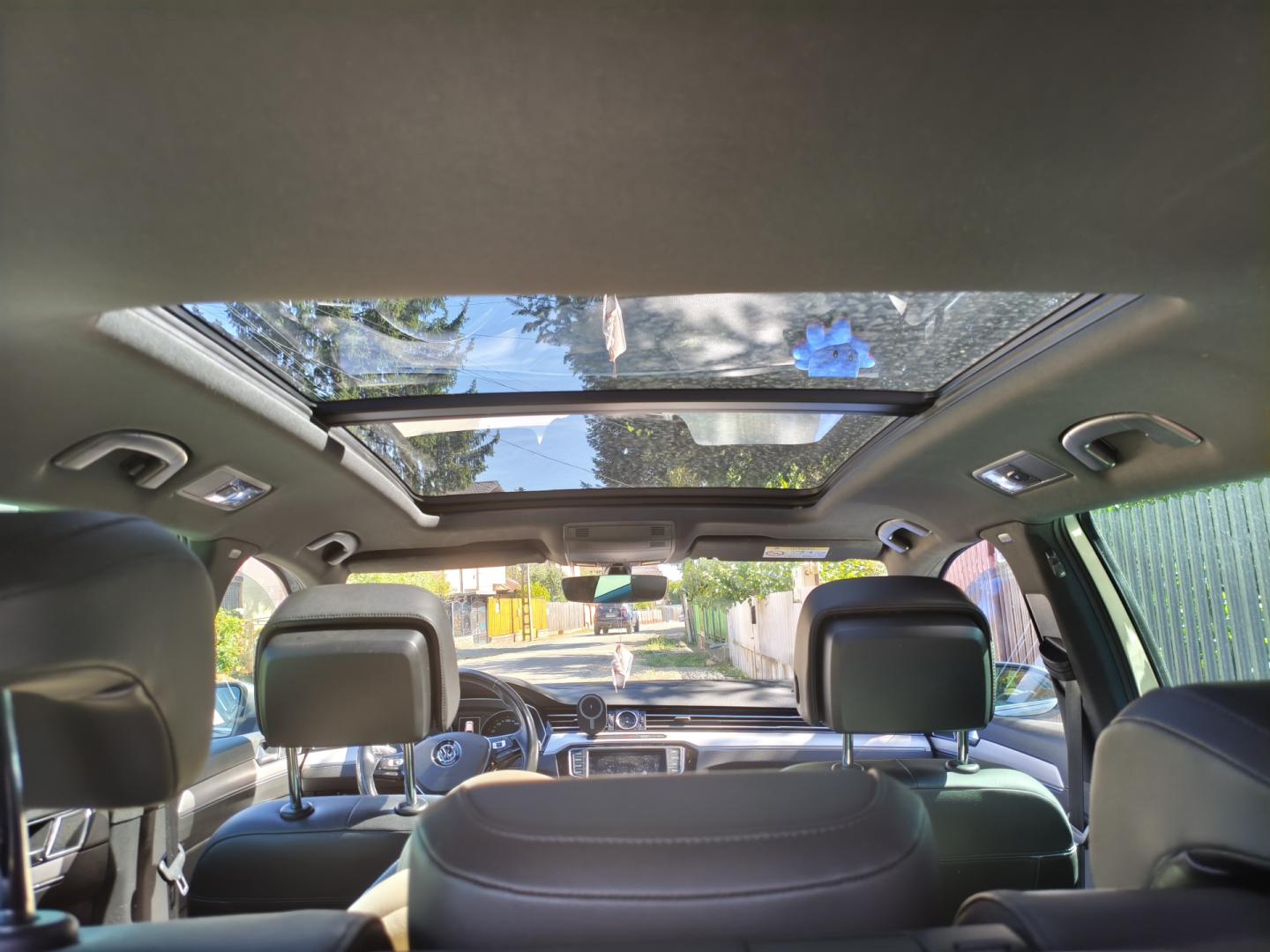 Cumpara/ Vinde online Volkswagen Passat 2015 SH, la cel mai bun pret pentru tine!