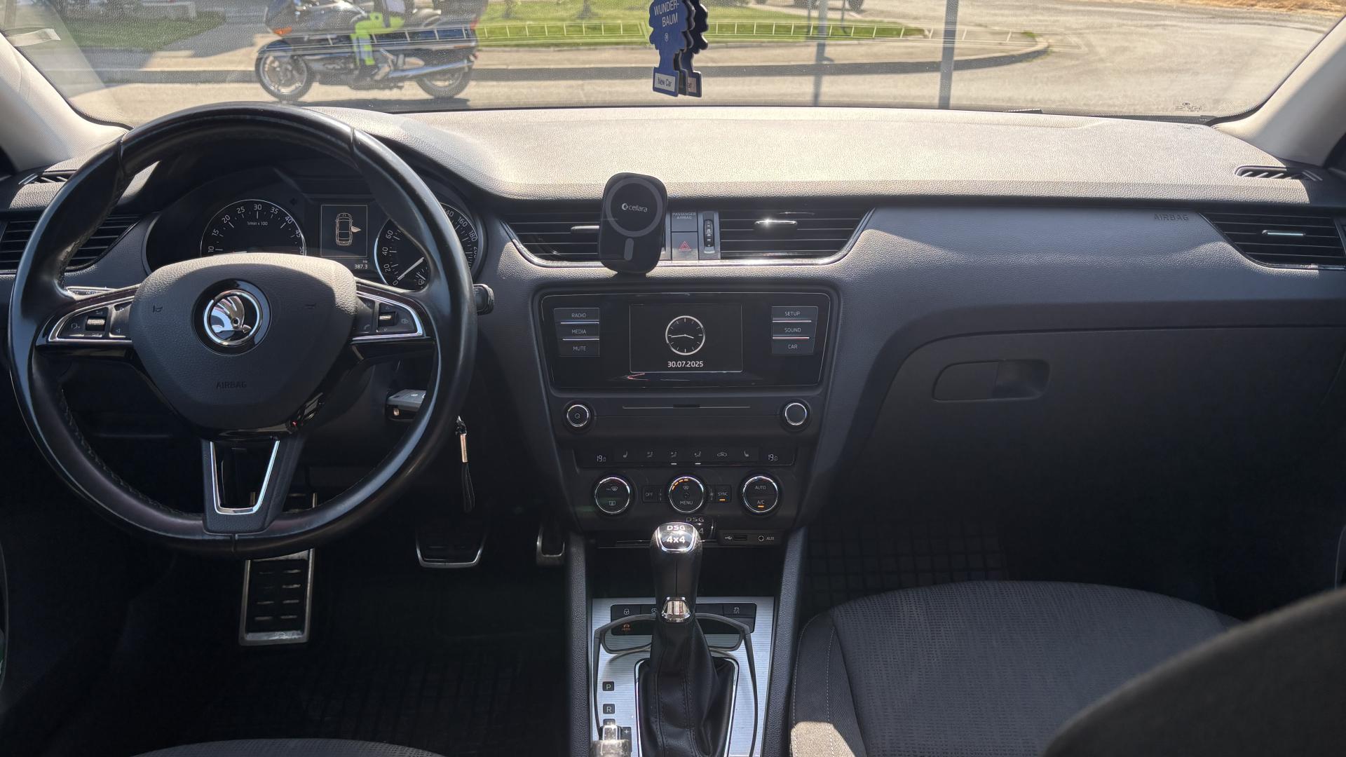 Cumpara/ Vinde online Skoda Octavia 2016 SH, la cel mai bun pret pentru tine!