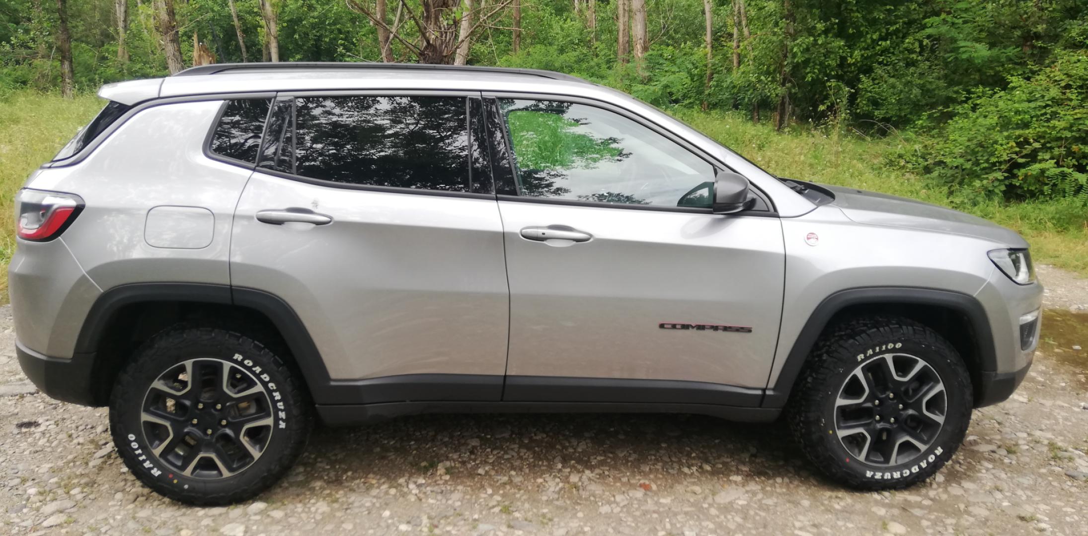 Cumpara/ Vinde online Jeep Compass 2019 SH, la cel mai bun pret pentru tine!