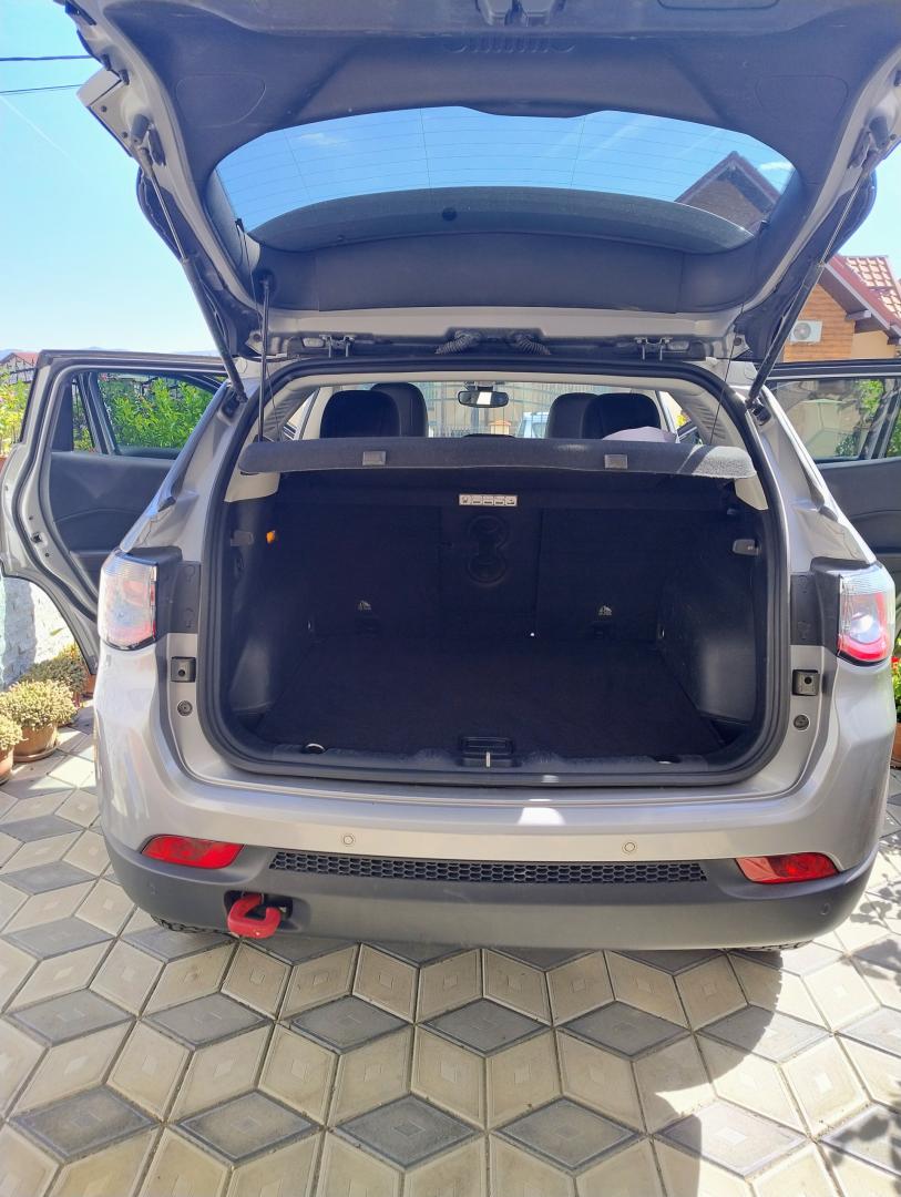 Cumpara/ Vinde online Jeep Compass 2019 SH, la cel mai bun pret pentru tine!