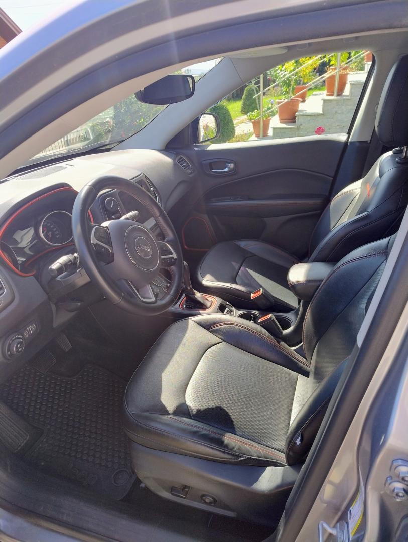 Cumpara/ Vinde online Jeep Compass 2019 SH, la cel mai bun pret pentru tine!