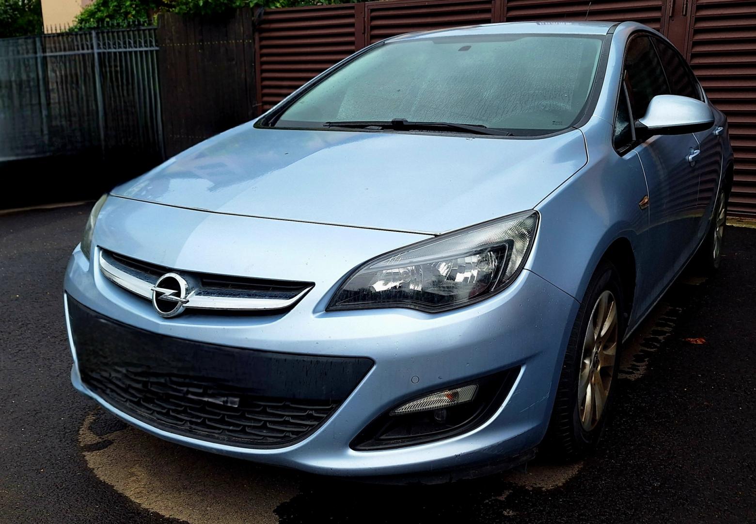 Cumpara/ Vinde online Opel Astra 2017 SH, la cel mai bun pret pentru tine!
