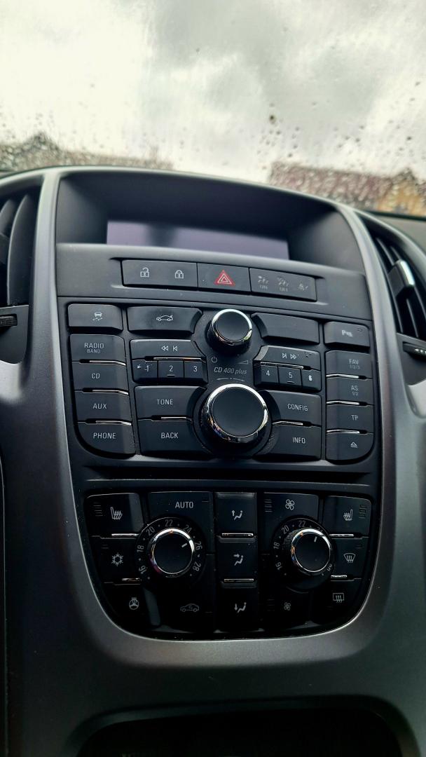 Cumpara/ Vinde online Opel Astra 2017 SH, la cel mai bun pret pentru tine!