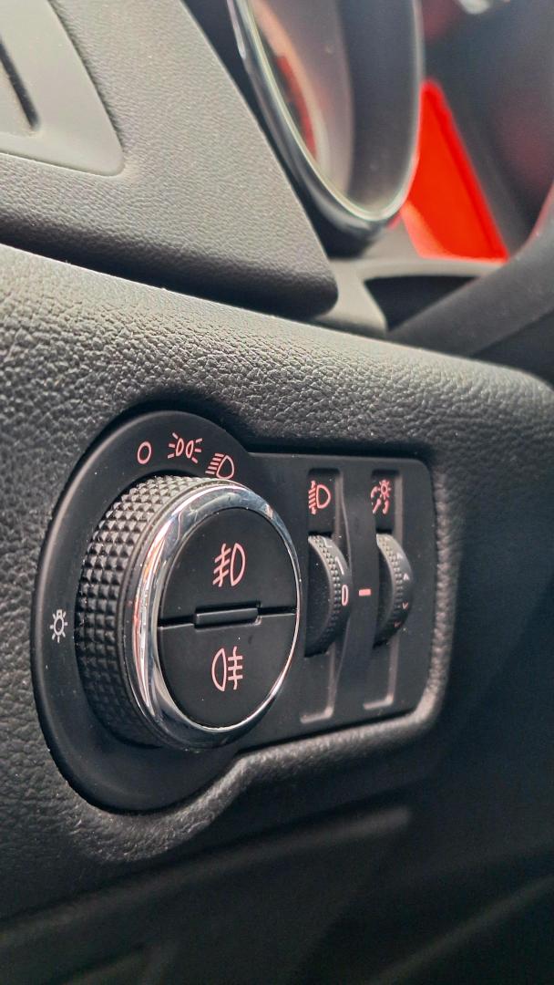 Cumpara/ Vinde online Opel Astra 2017 SH, la cel mai bun pret pentru tine!