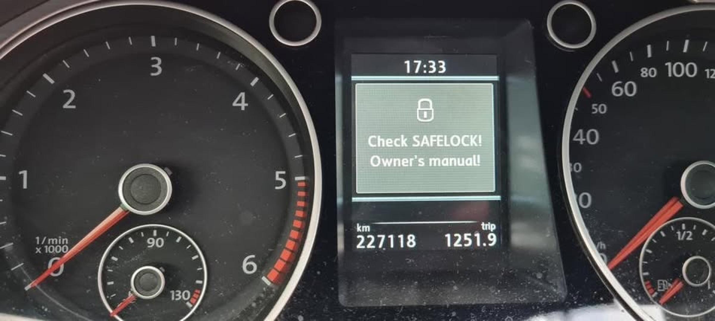 Cumpara/ Vinde online Volkswagen Passat CC 2013 SH, la cel mai bun pret pentru tine!