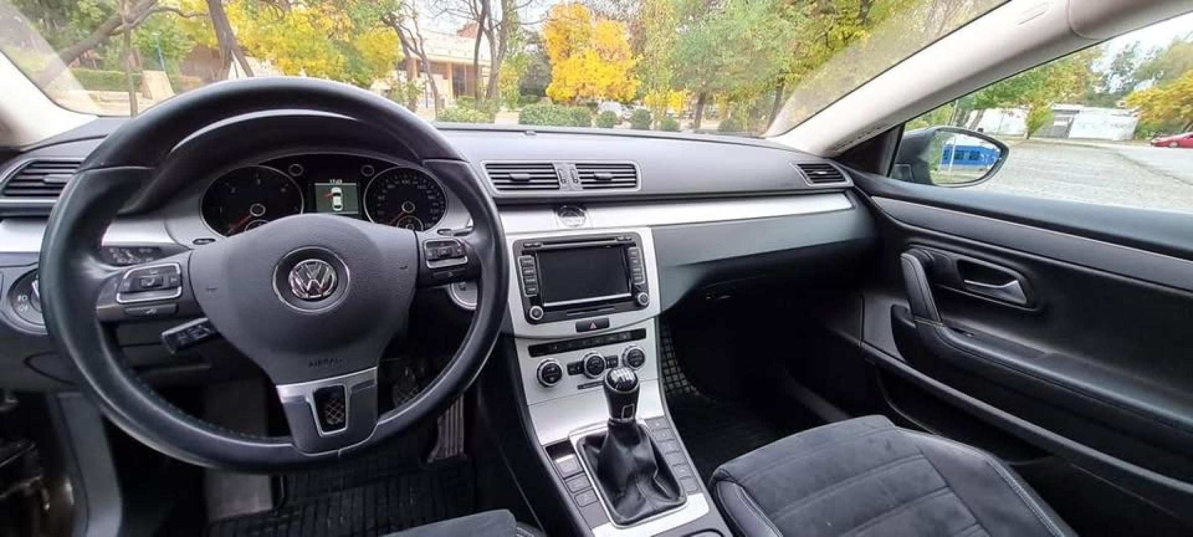 Cumpara/ Vinde online Volkswagen Passat CC 2013 SH, la cel mai bun pret pentru tine!
