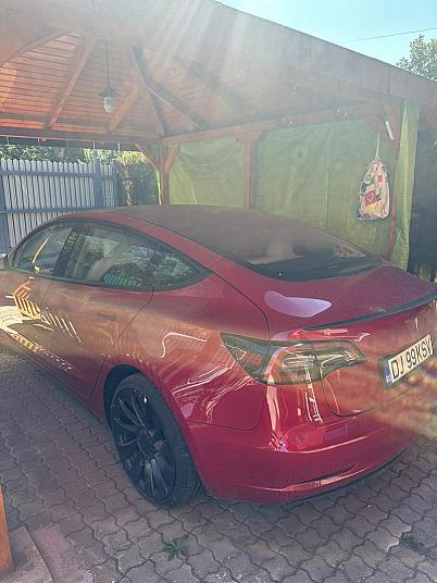 Cumpără / Vinde Tesla Model 3 2023 SH, la cel mai bun pret pentru tine!