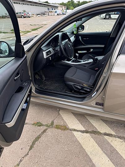 Cumpără / Vinde BMW 320 2011 SH, la cel mai bun pret pentru tine!