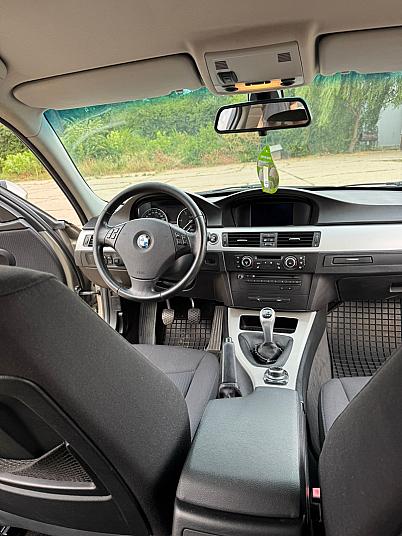 Cumpără / Vinde BMW 320 2011 SH, la cel mai bun pret pentru tine!