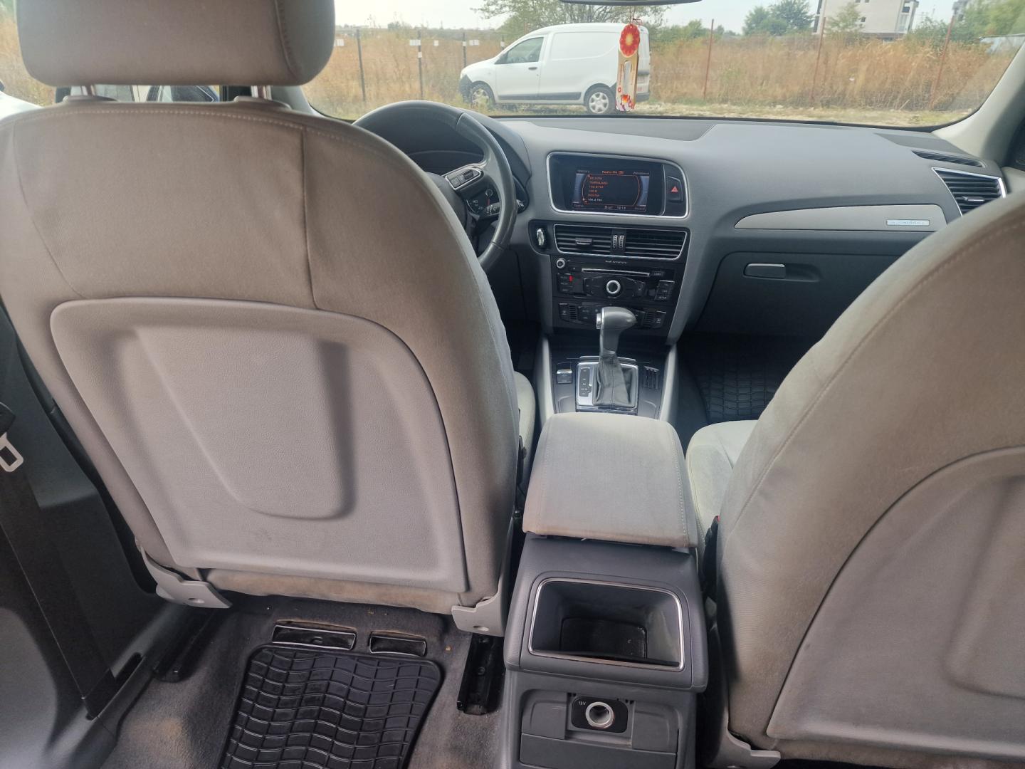 Cumpara/ Vinde online Audi Q5 2012 SH, la cel mai bun pret pentru tine!