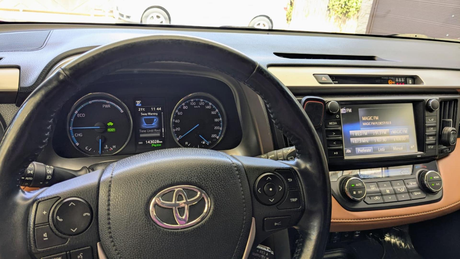 Cumpara/ Vinde online Toyota RAV 4 2018 SH, la cel mai bun pret pentru tine!
