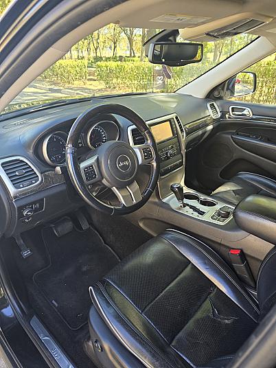 Cumpără / Vinde Jeep Grand Cherokee 2012 SH, la cel mai bun pret pentru tine!