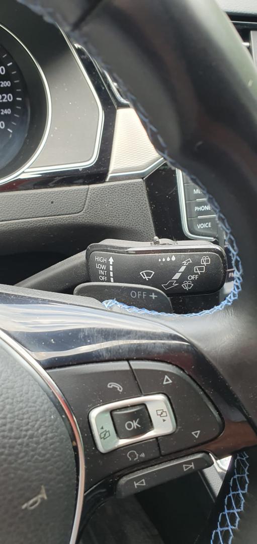Cumpara/ Vinde online Volkswagen Passat Variant 2016 SH, la cel mai bun pret pentru tine!