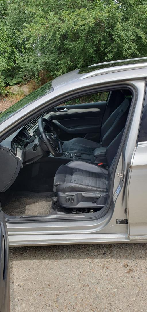 Cumpara/ Vinde online Volkswagen Passat Variant 2016 SH, la cel mai bun pret pentru tine!
