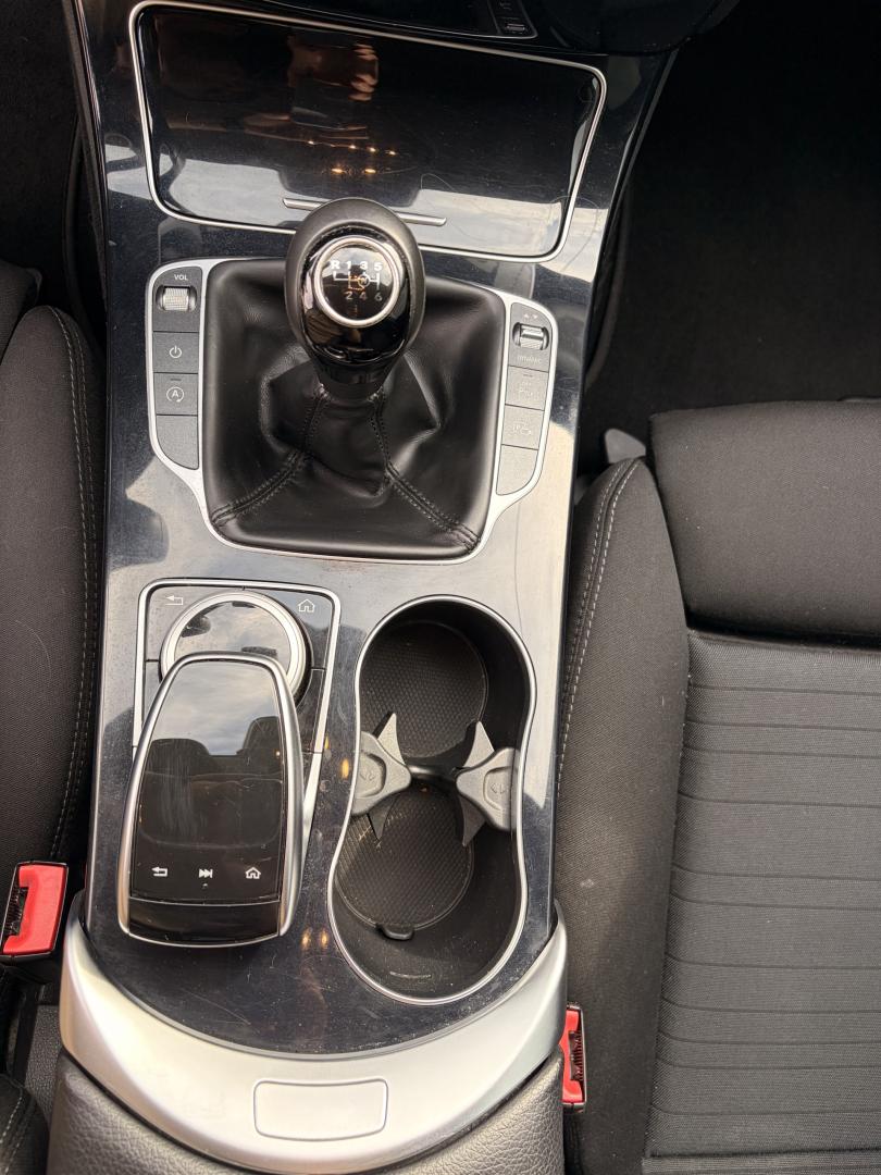 Cumpara/ Vinde online Mercedes-Benz C 200 2019 SH, la cel mai bun pret pentru tine!