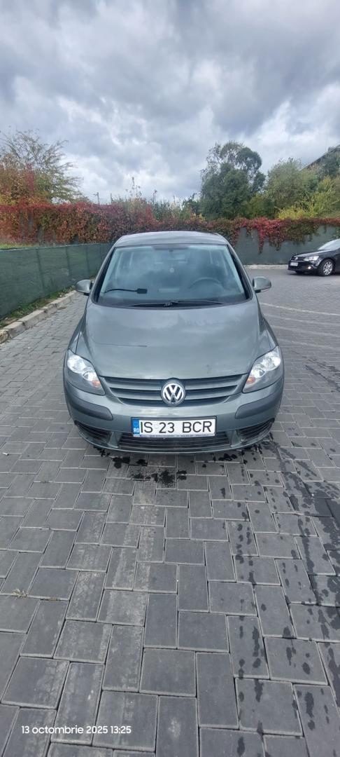 Cumpara/ Vinde online Volkswagen Golf Plus 2006 SH, la cel mai bun pret pentru tine!