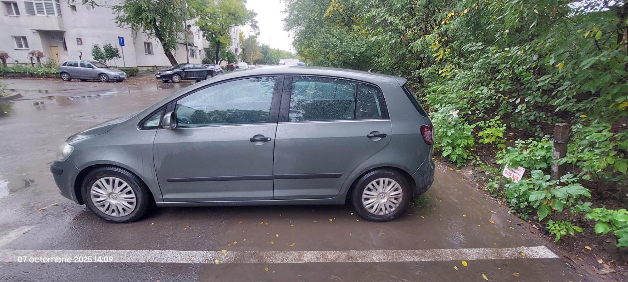 Cumpara/ Vinde online Volkswagen Golf Plus 2006 SH, la cel mai bun pret pentru tine!