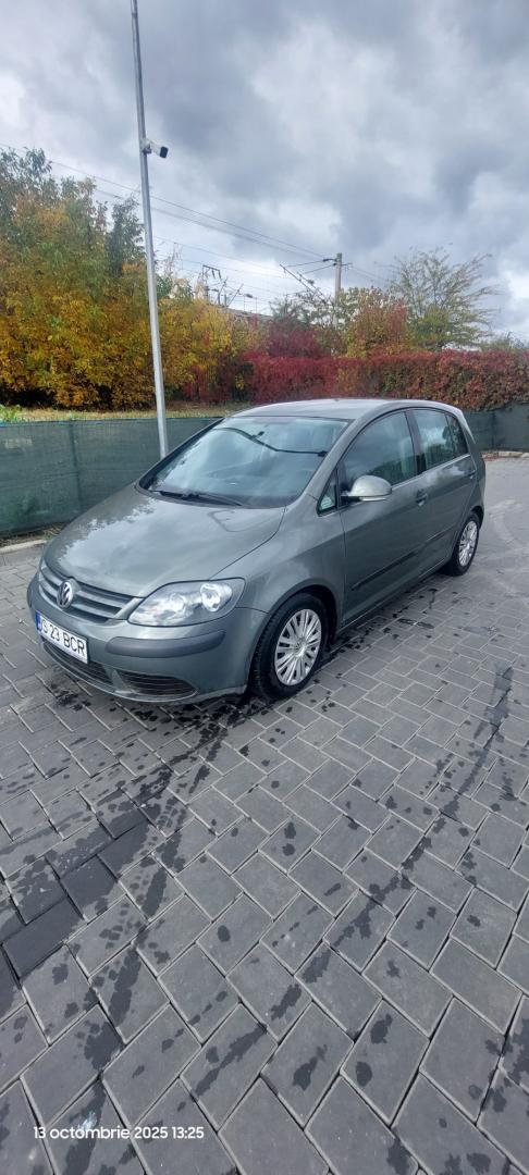 Cumpara/ Vinde online Volkswagen Golf Plus 2006 SH, la cel mai bun pret pentru tine!