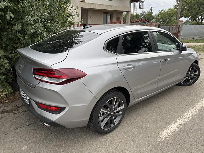 Cumpără / Vinde Hyundai i30 2024 SH, la cel mai bun pret pentru tine!