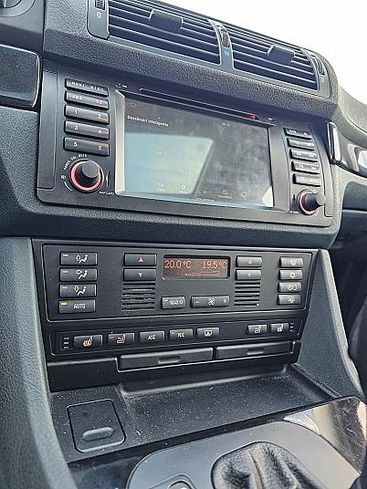 Cumpără / Vinde BMW 5 Series 2001 SH, la cel mai bun pret pentru tine!