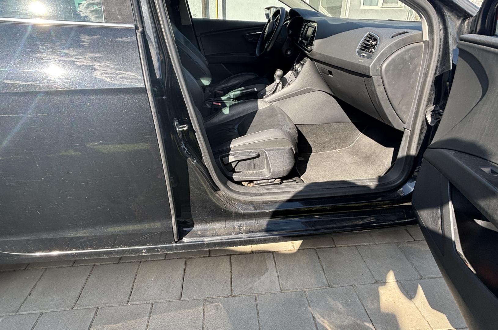 Cumpara/ Vinde online Seat Leon 2015 SH, la cel mai bun pret pentru tine!