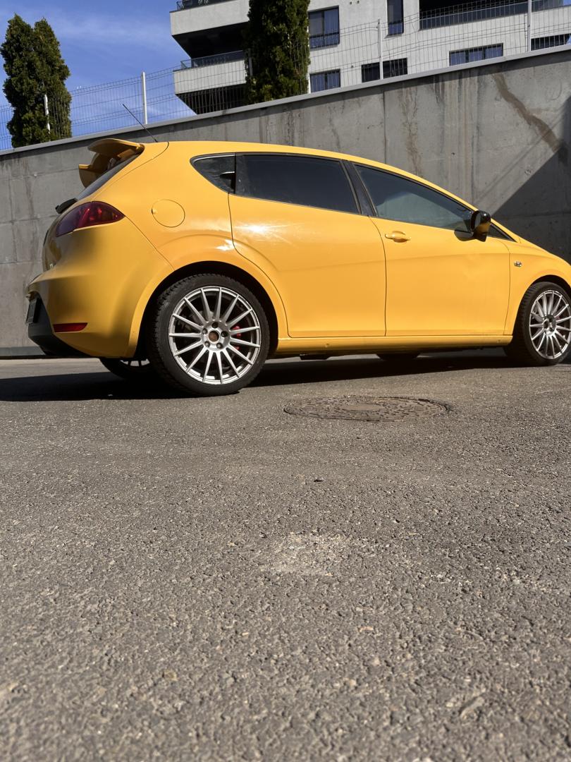 Cumpara/ Vinde online Seat Leon 2007 SH, la cel mai bun pret pentru tine!