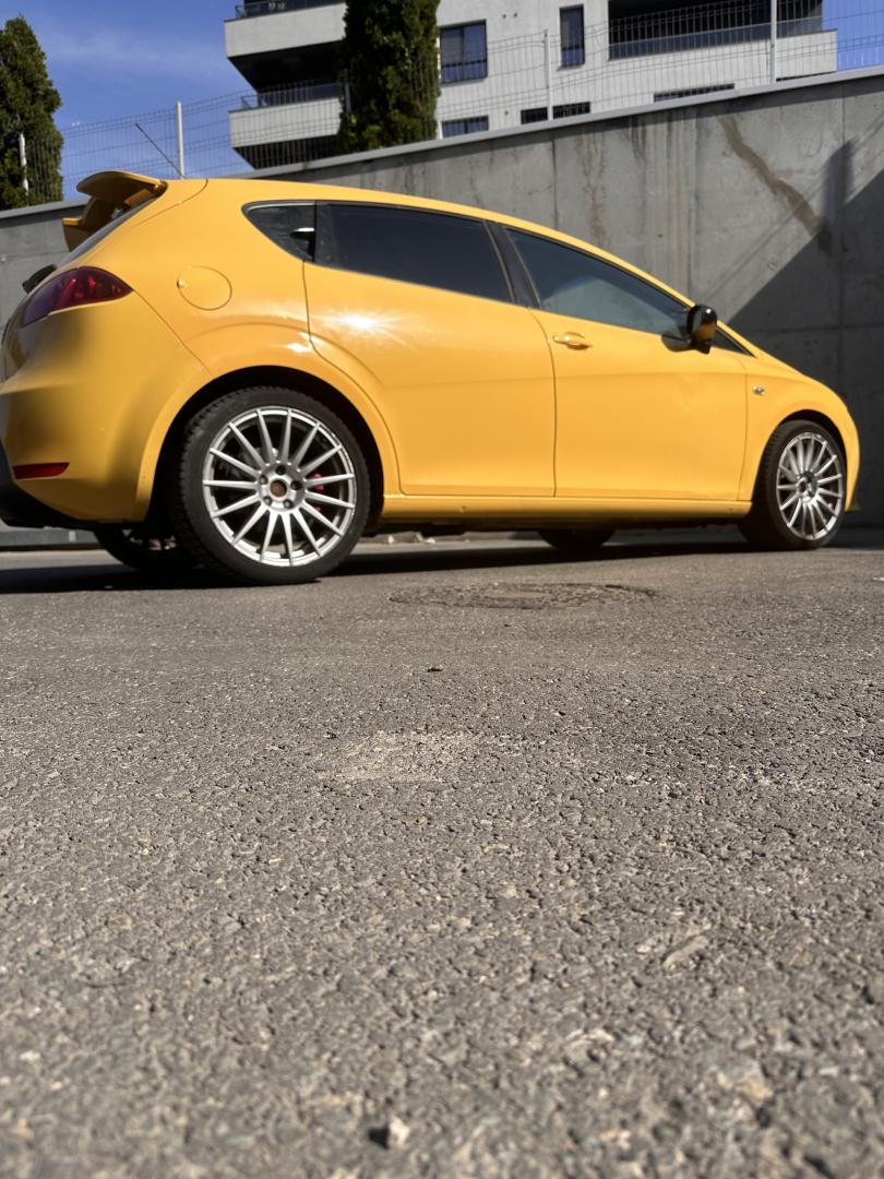 Cumpara/ Vinde online Seat Leon 2007 SH, la cel mai bun pret pentru tine!