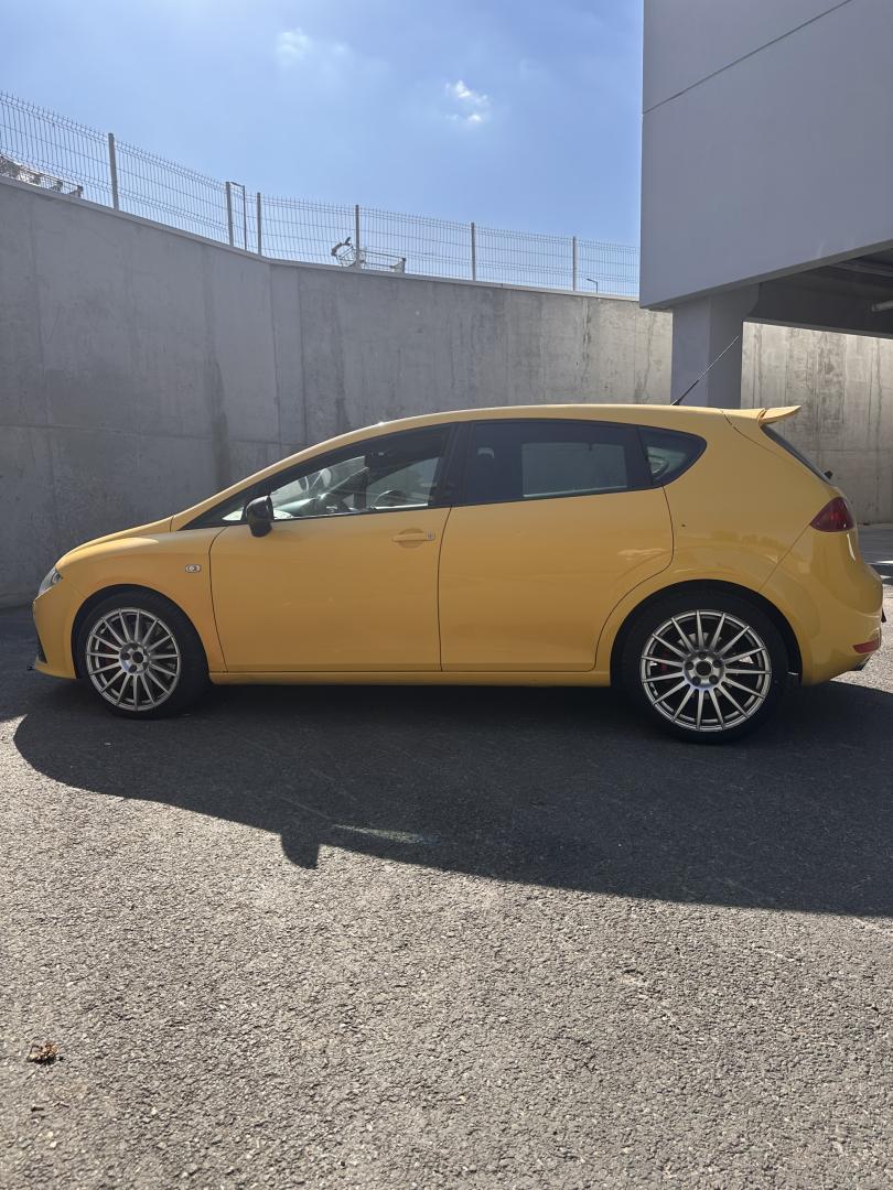 Cumpara/ Vinde online Seat Leon 2007 SH, la cel mai bun pret pentru tine!