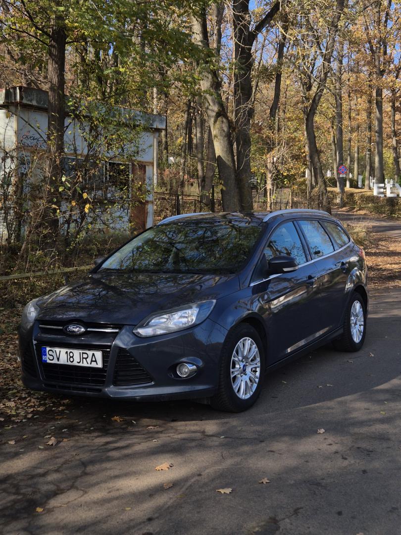 Cumpara/ Vinde online Ford Focus 2014 SH, la cel mai bun pret pentru tine!
