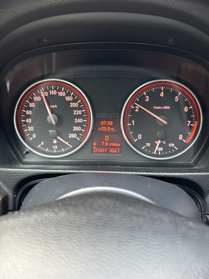 Cumpara/ Vinde online BMW 325 2007 SH, la cel mai bun pret pentru tine!