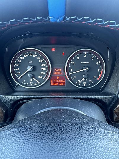 Cumpără / Vinde BMW 325 2007 SH, la cel mai bun pret pentru tine!