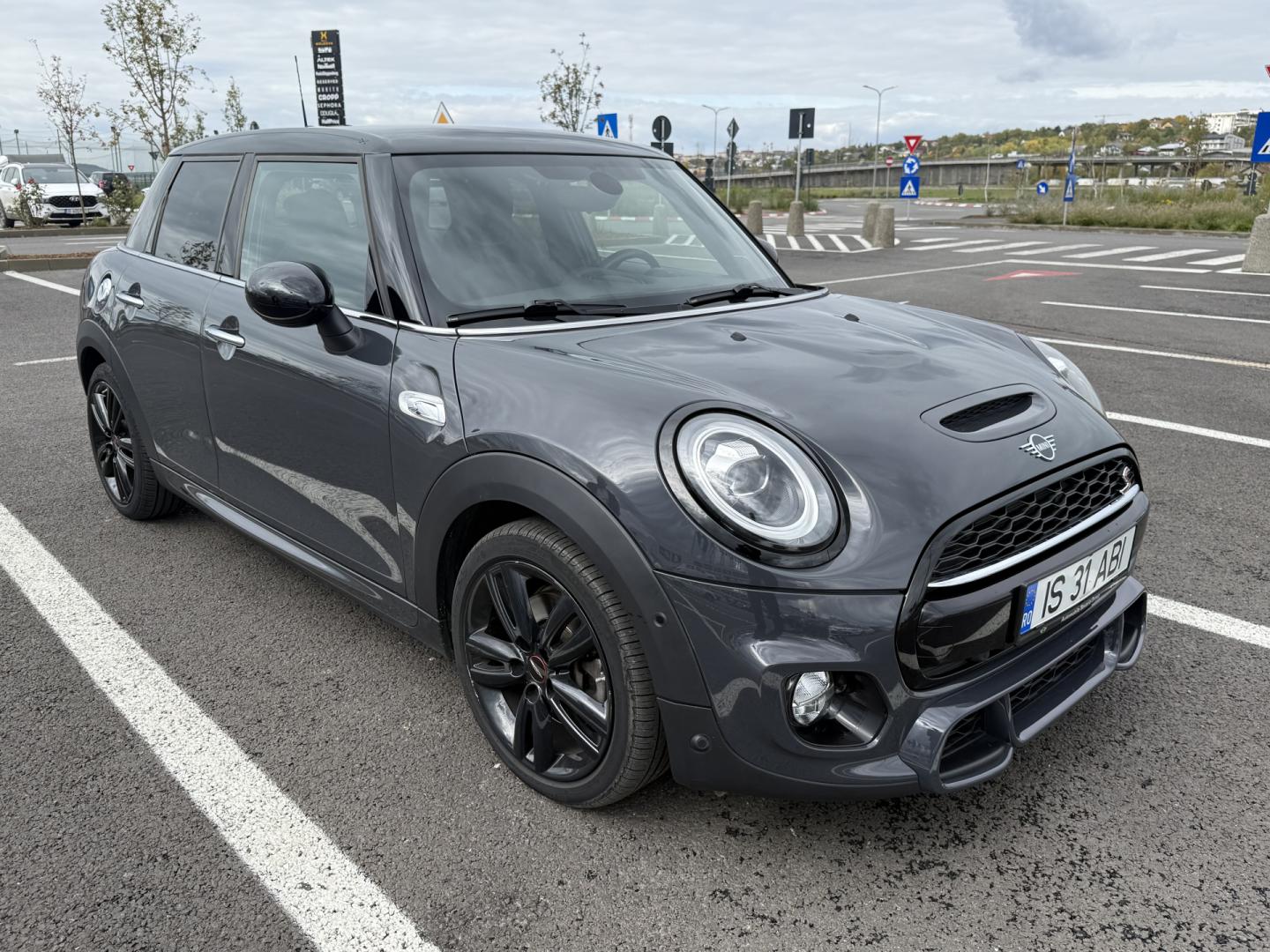 Cumpara/ Vinde online MINI Cooper S 2018 SH, la cel mai bun pret pentru tine!