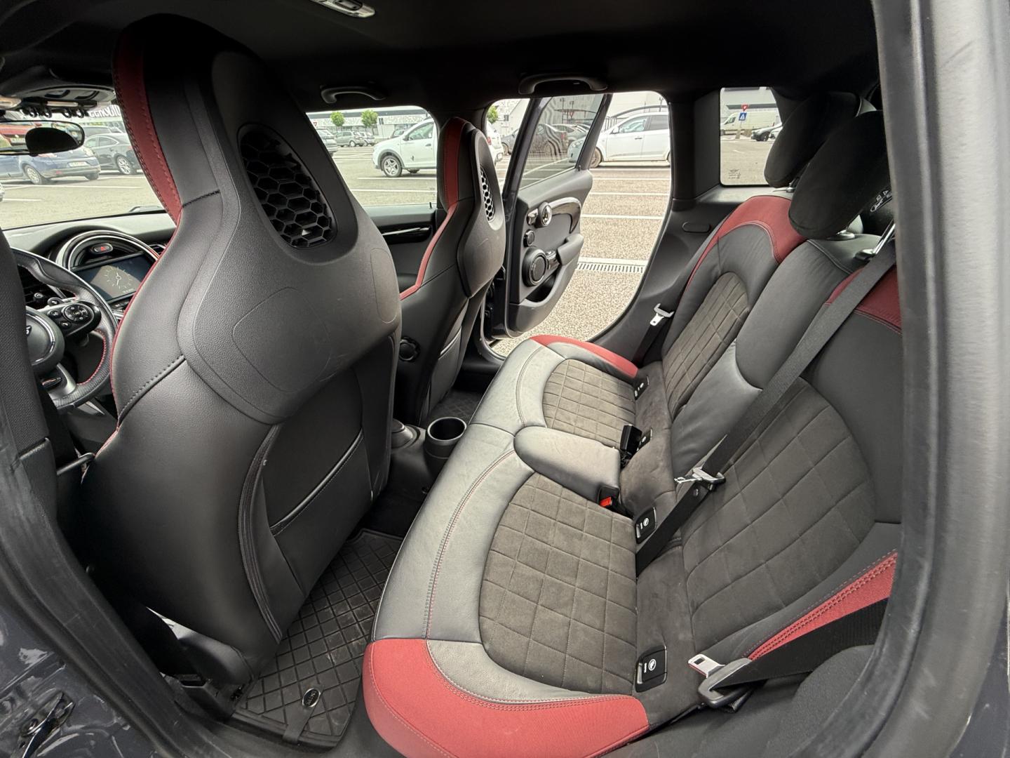 Cumpara/ Vinde online MINI Cooper S 2018 SH, la cel mai bun pret pentru tine!