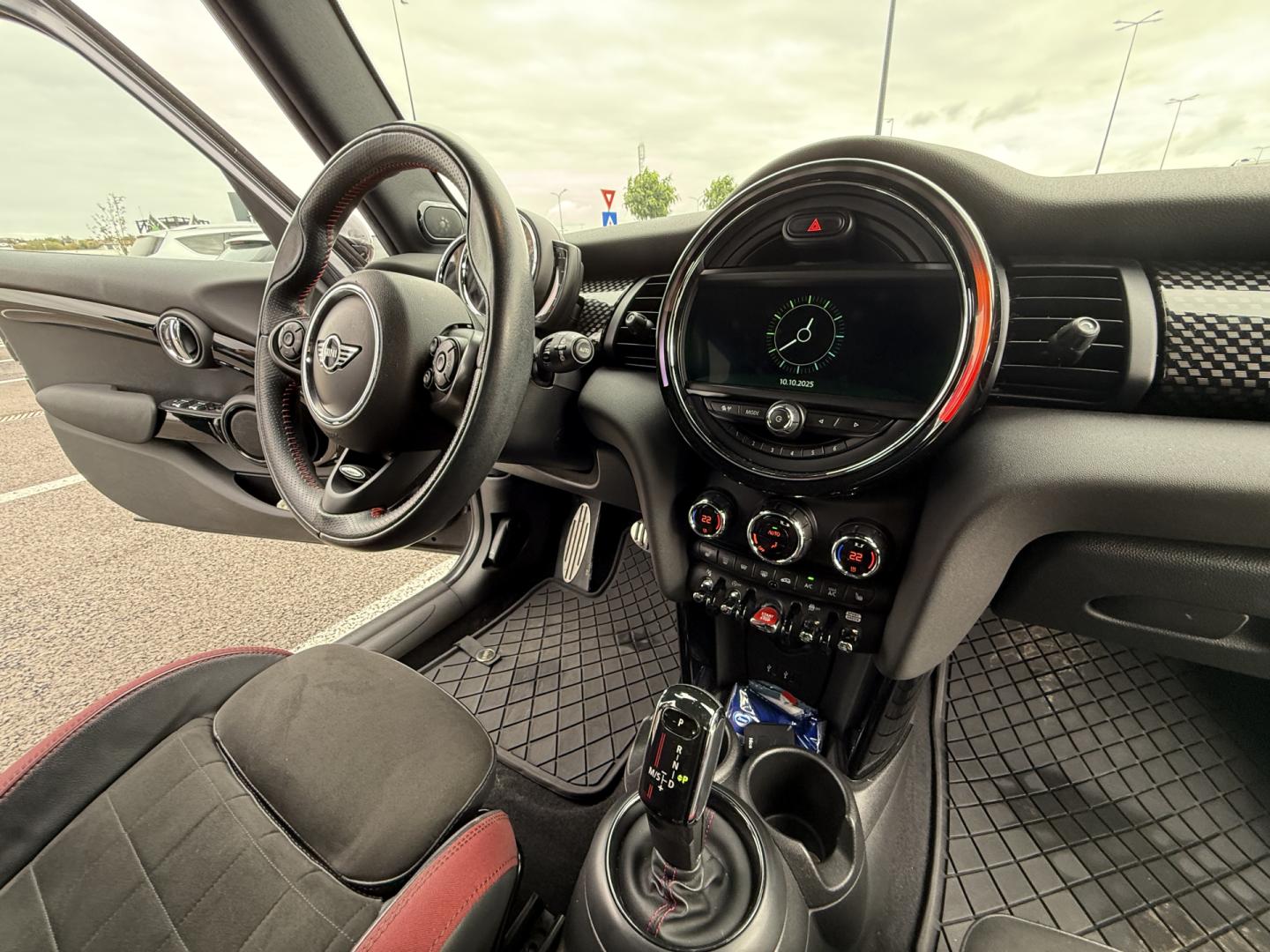 Cumpara/ Vinde online MINI Cooper S 2018 SH, la cel mai bun pret pentru tine!