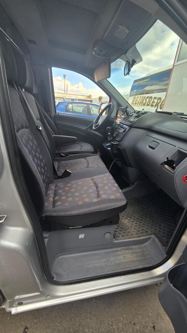 Cumpara/ Vinde online Mercedes-Benz Vito 2006 SH, la cel mai bun pret pentru tine!