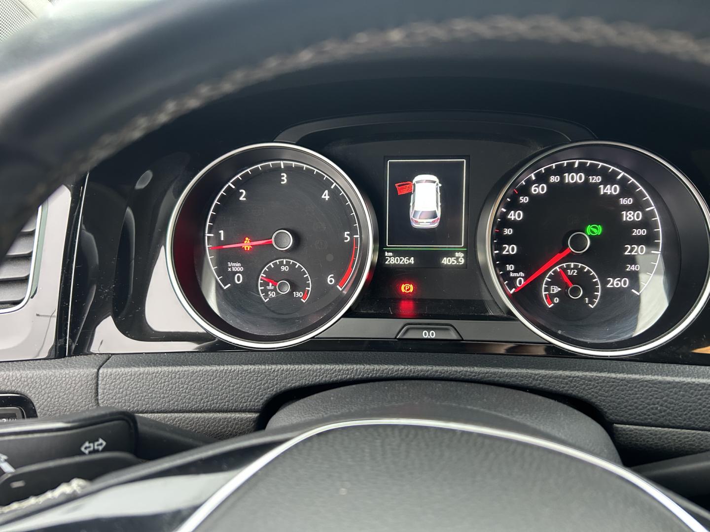 Cumpara/ Vinde online Volkswagen Golf 2015 SH, la cel mai bun pret pentru tine!