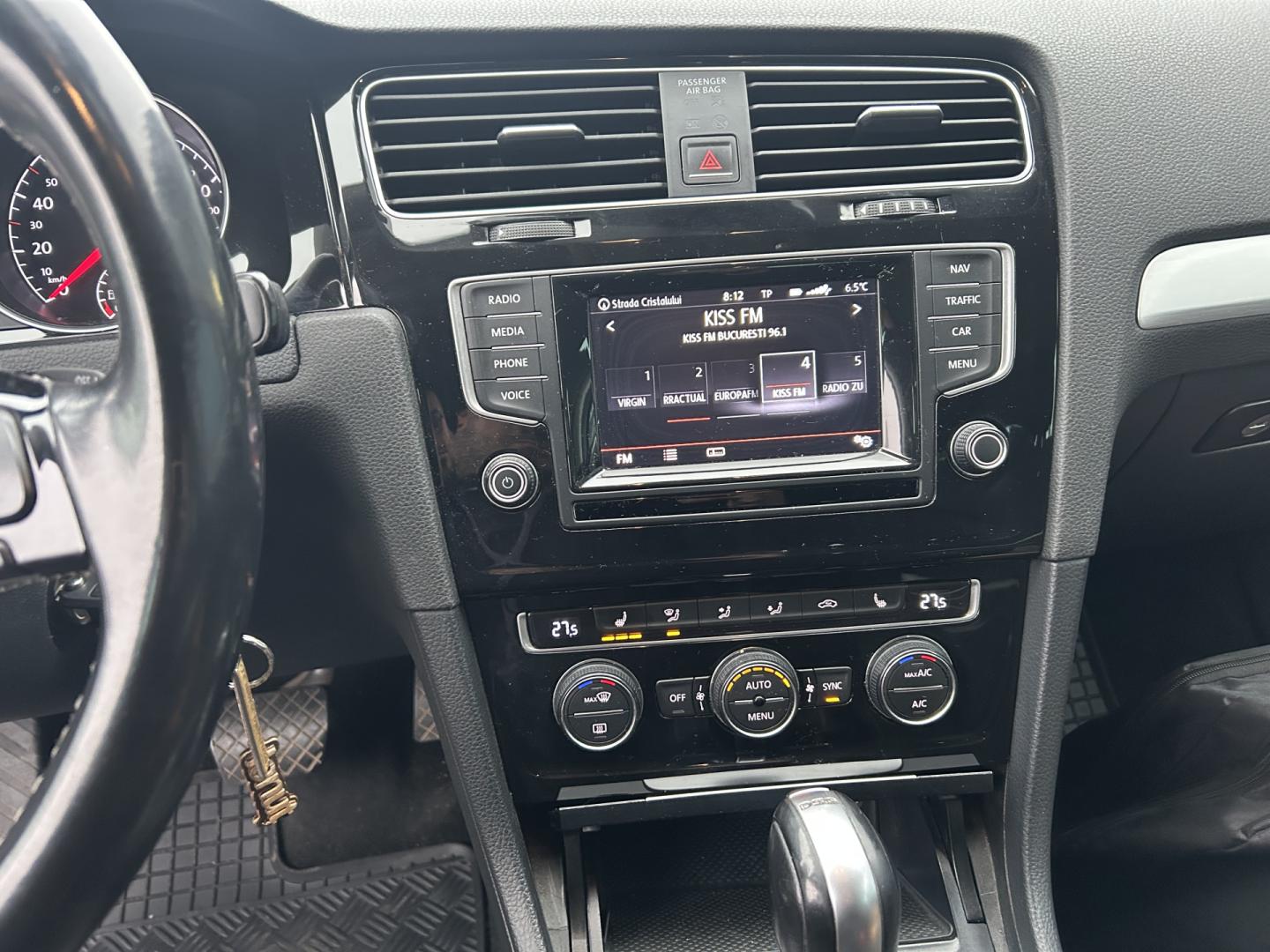 Cumpara/ Vinde online Volkswagen Golf 2015 SH, la cel mai bun pret pentru tine!