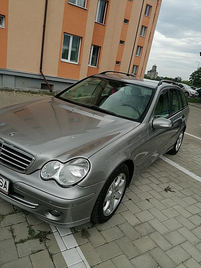 Cumpără / Vinde Mercedes-Benz C 220 2006 SH, la cel mai bun pret pentru tine!