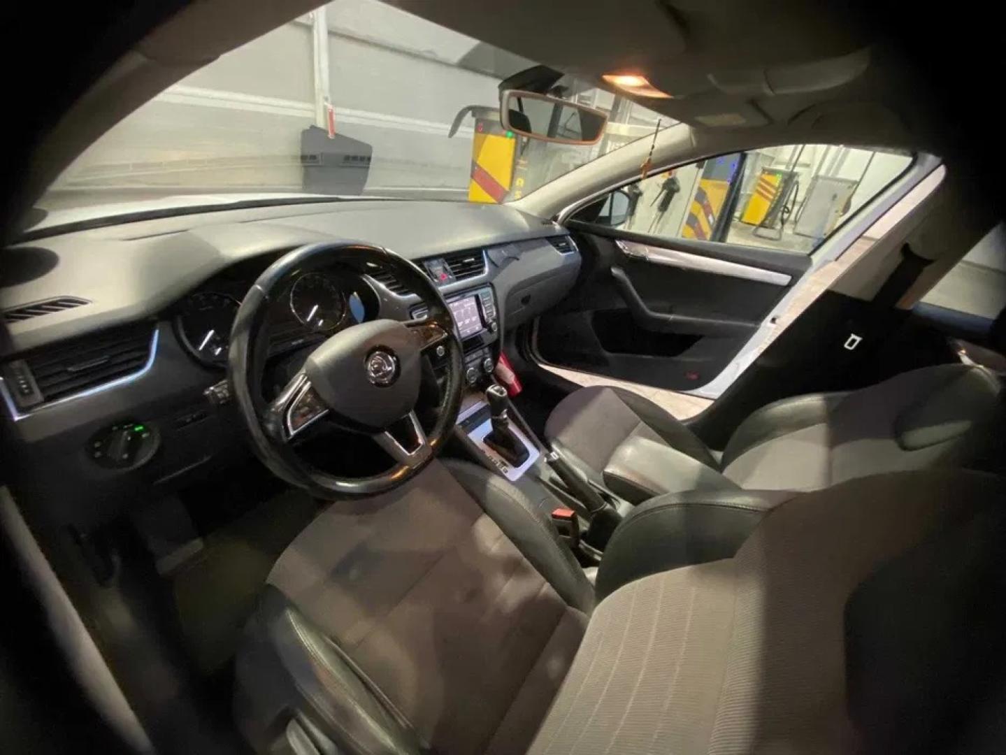 Cumpara/ Vinde online Skoda Octavia 2017 SH, la cel mai bun pret pentru tine!