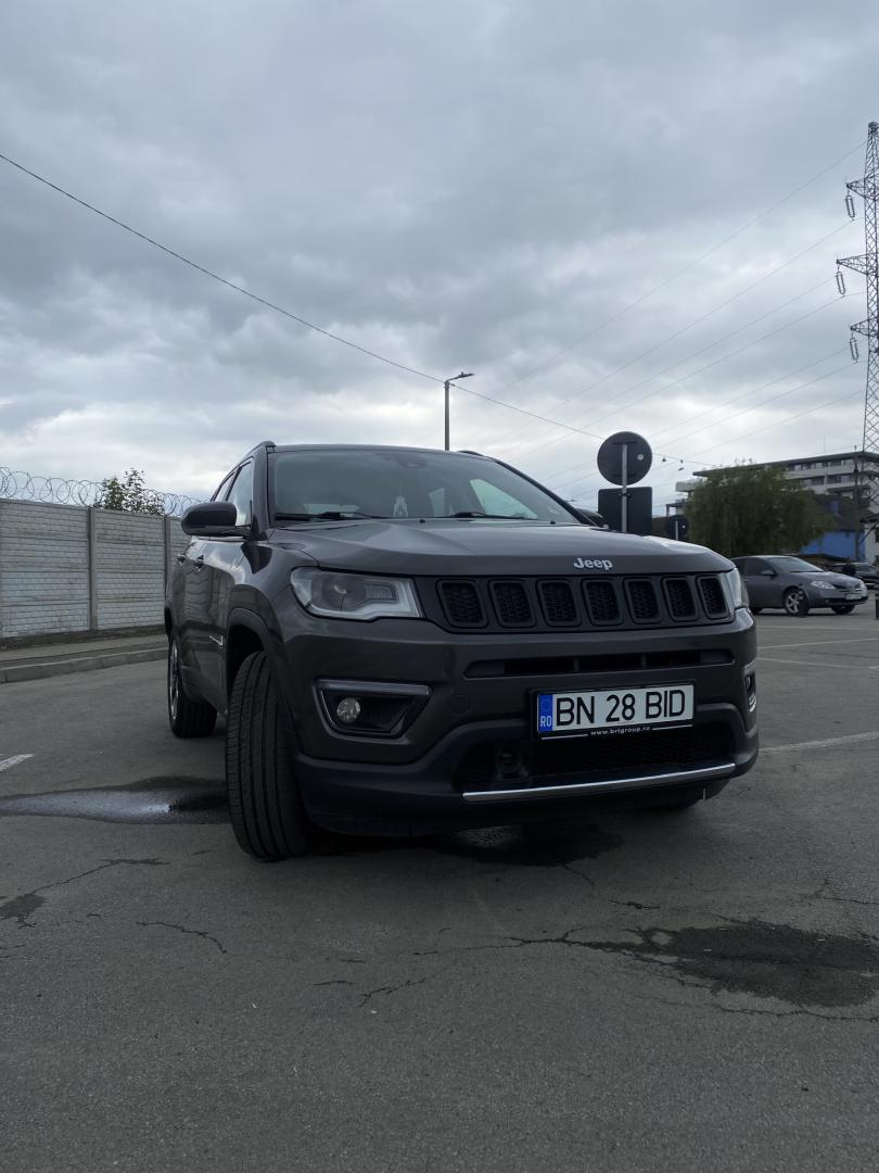 Cumpara/ Vinde online Jeep Compass 2018 SH, la cel mai bun pret pentru tine!