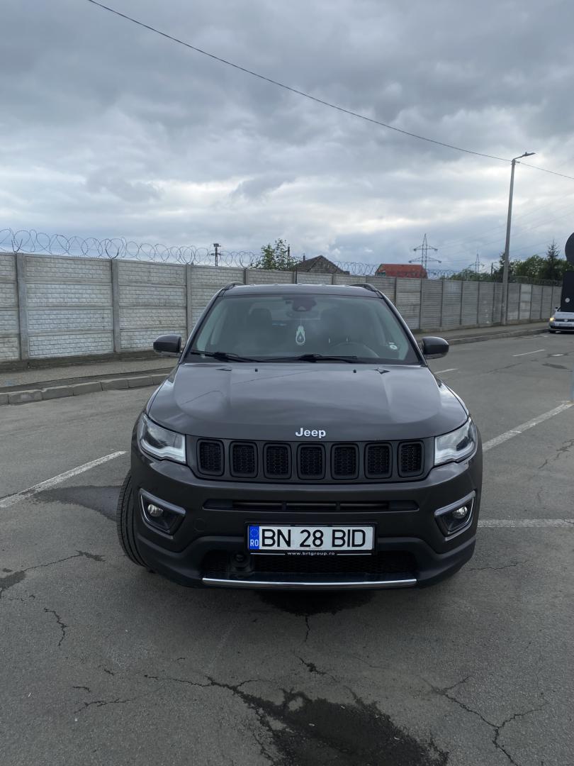 Cumpara/ Vinde online Jeep Compass 2018 SH, la cel mai bun pret pentru tine!