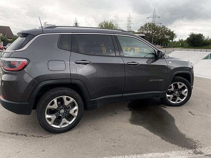 Cumpără / Vinde Jeep Compass 2018 SH, la cel mai bun pret pentru tine!