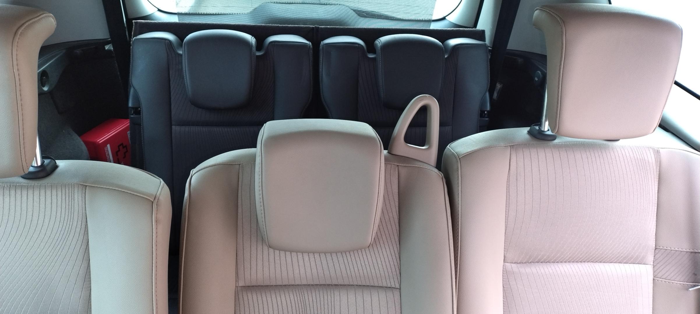 Cumpara/ Vinde online Renault  Grand Scenic 2009 SH, la cel mai bun pret pentru tine!