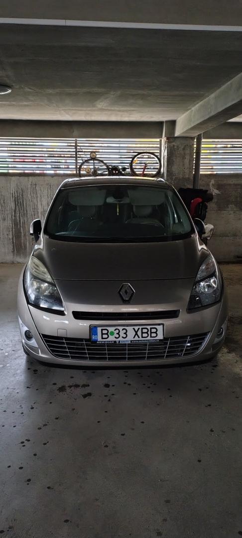Cumpara/ Vinde online Renault  Grand Scenic 2009 SH, la cel mai bun pret pentru tine!