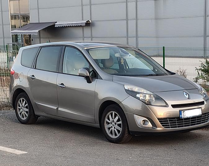 Cumpără / Vinde Renault  Grand Scenic 2009 SH, la cel mai bun pret pentru tine!